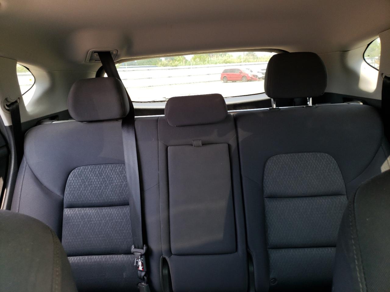 KM8J3CA42JU779860 2018 Hyundai Tucson Sel