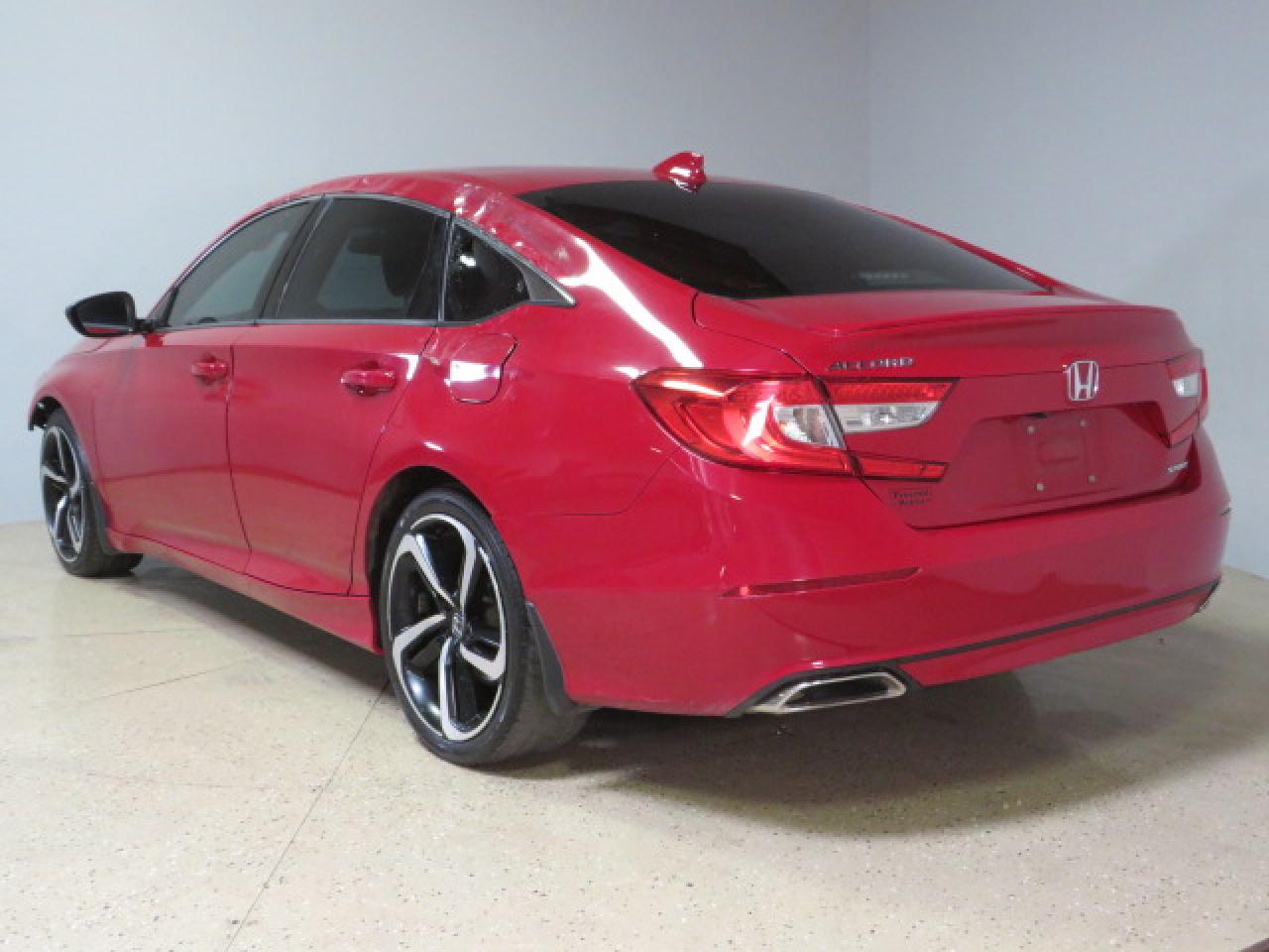 2018 Honda Accord Sport vin: 1HGCV1F37JA114497