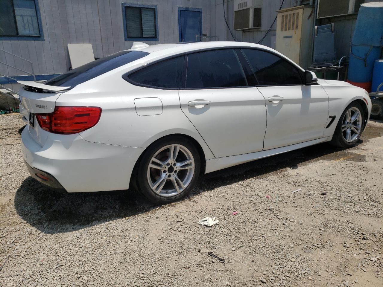 2015 BMW 328 Xigt Sulev vin: WBA8Z5C58FGS37183