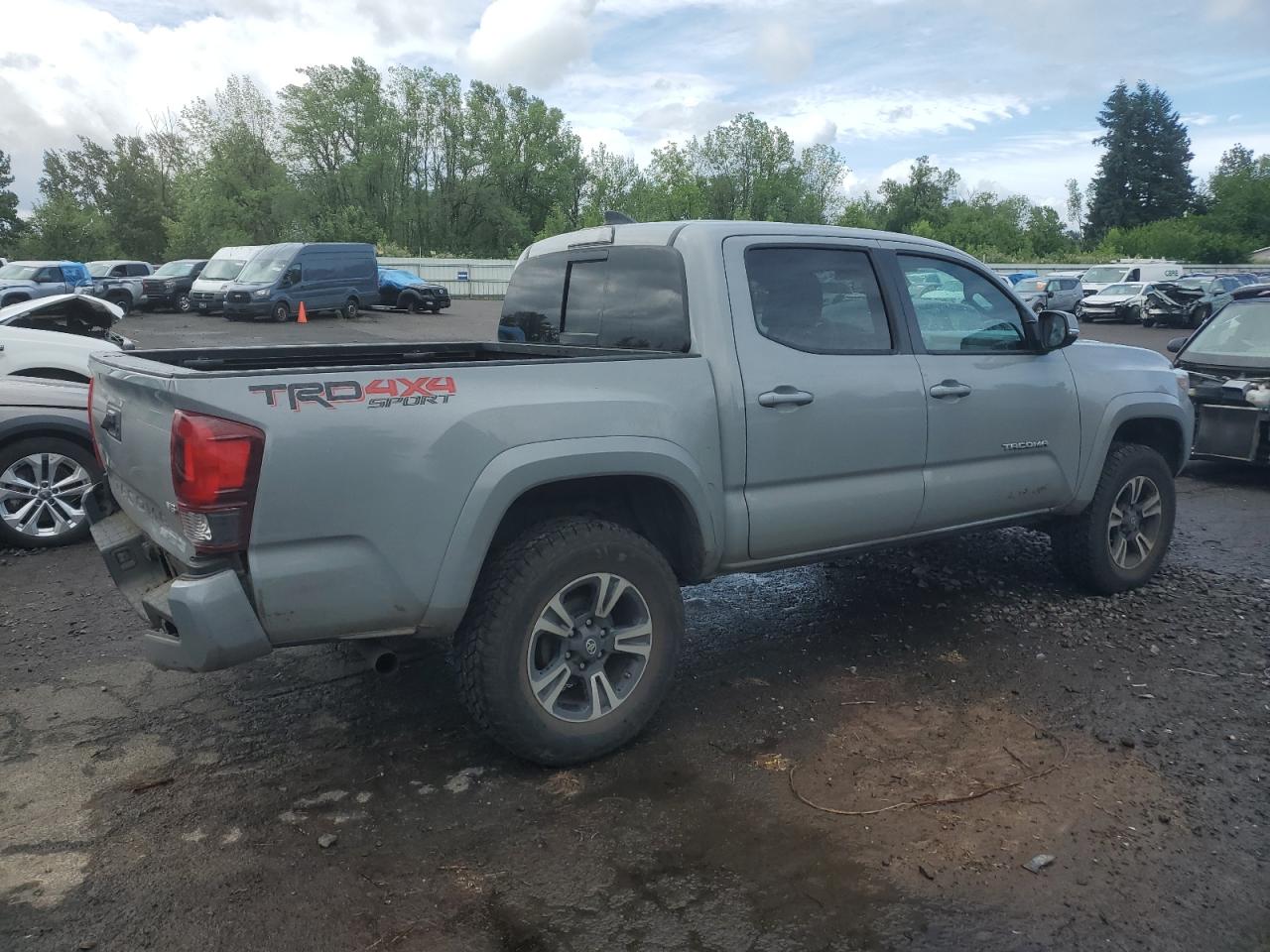 3TMCZ5AN0JM176412 2018 Toyota Tacoma Double Cab