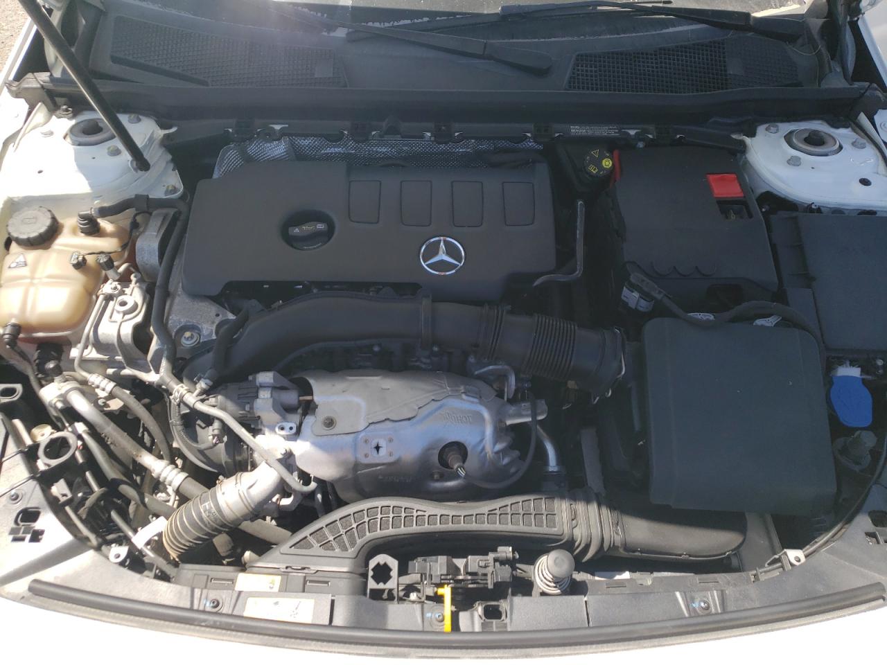 WDD3G4FB4KW005930 2019 Mercedes-Benz A 220 4Matic