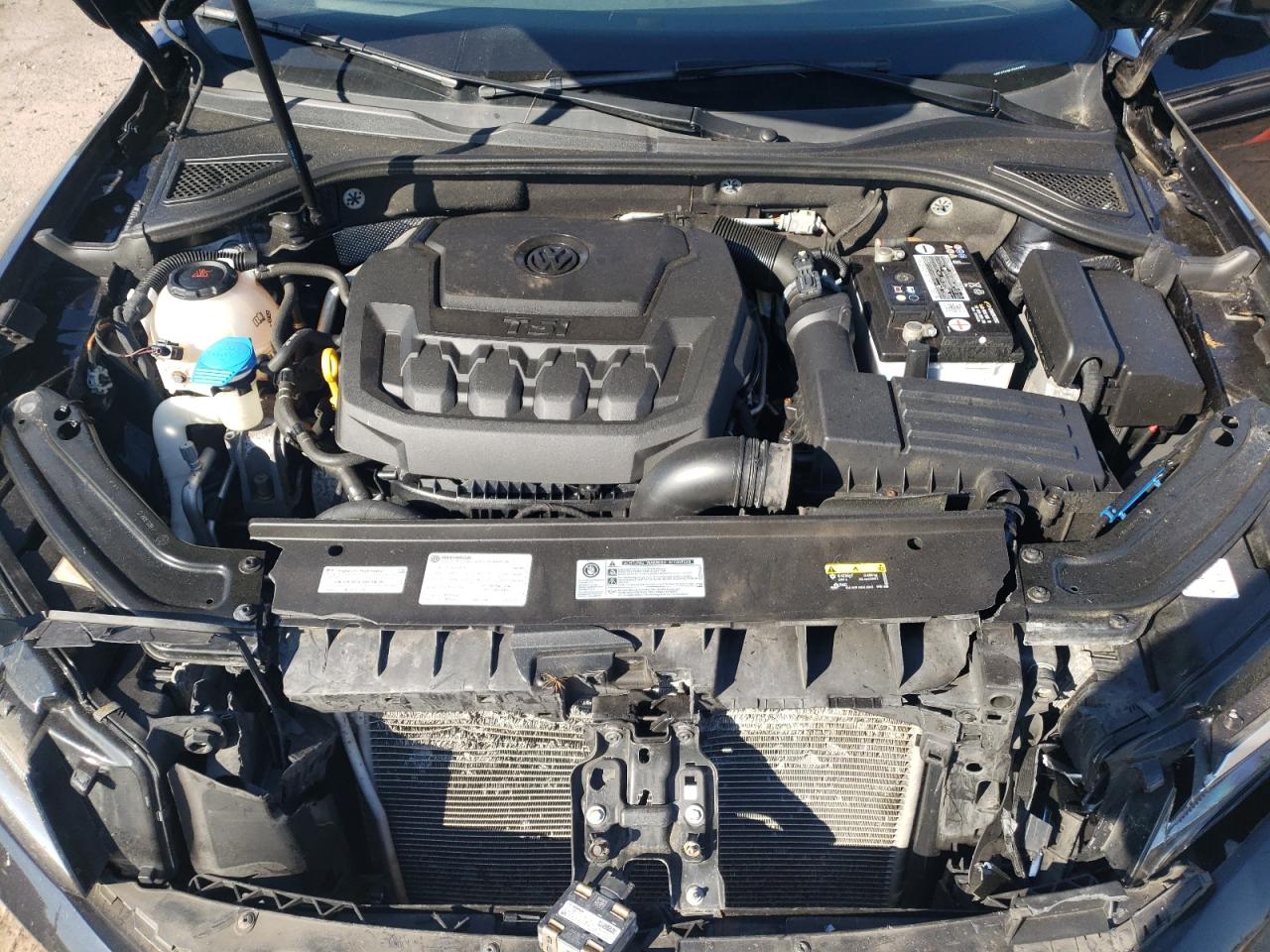 1VWCA7A35JC004988 2018 Volkswagen Passat Sel Premium