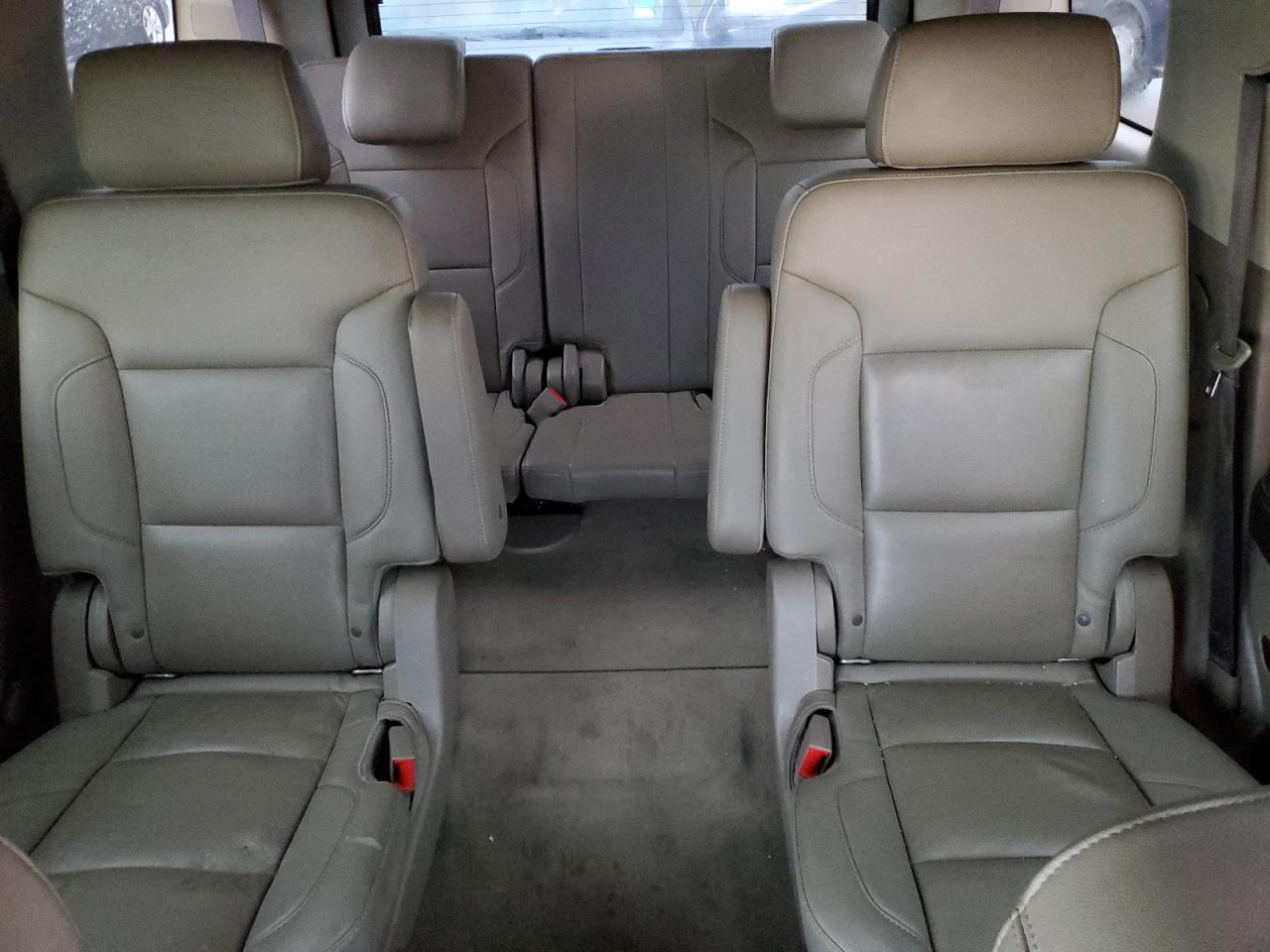 1GNSCBKC8KR378625 2019 Chevrolet Tahoe C1500 Lt