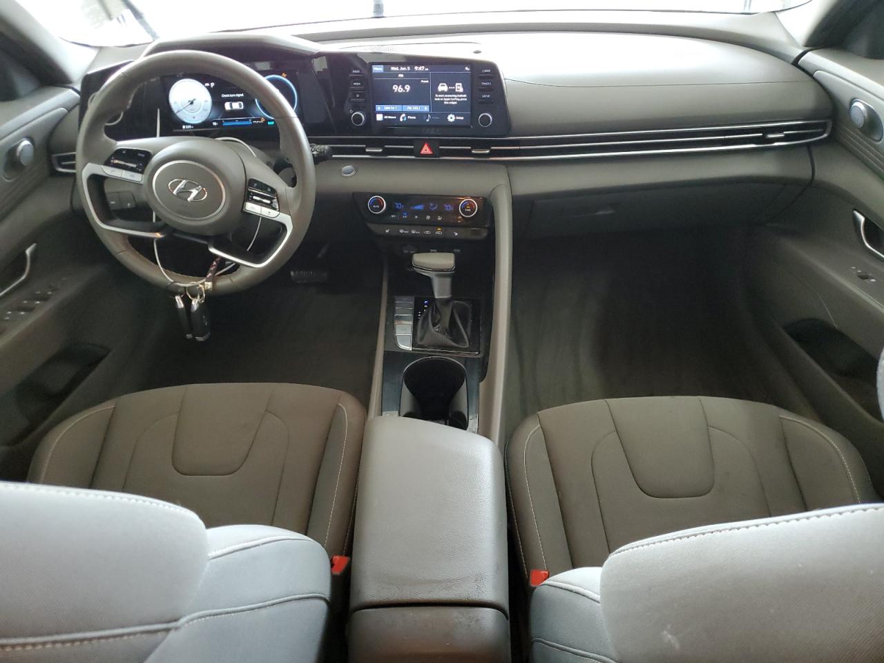 KMHLN4AG1NU245788 2022 Hyundai Elantra Sel