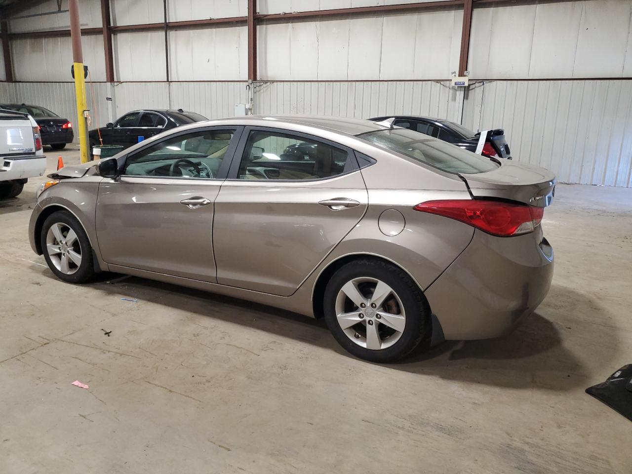 5NPDH4AE2DH430956 2013 Hyundai Elantra Gls