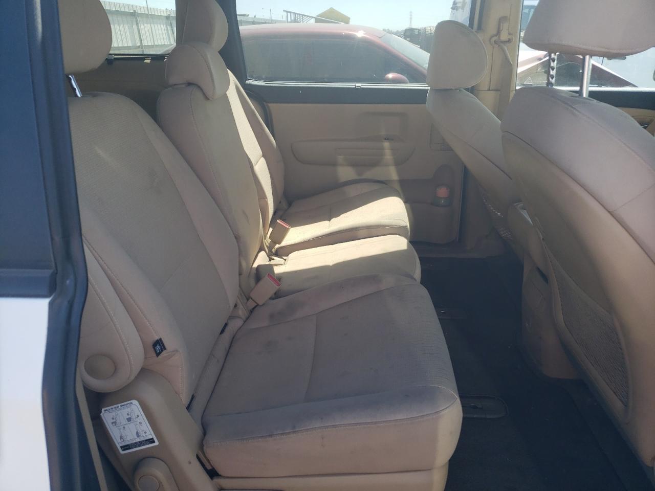 KNDMB5C12G6083970 2016 Kia Sedona Lx