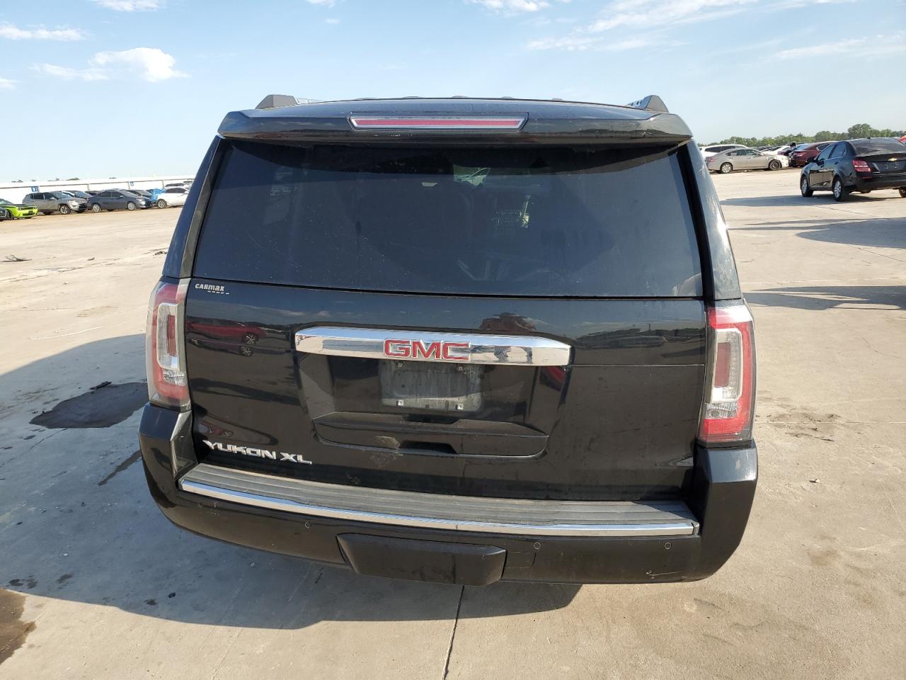 1GKS2HKJ6JR113878 2018 GMC Yukon Xl Denali