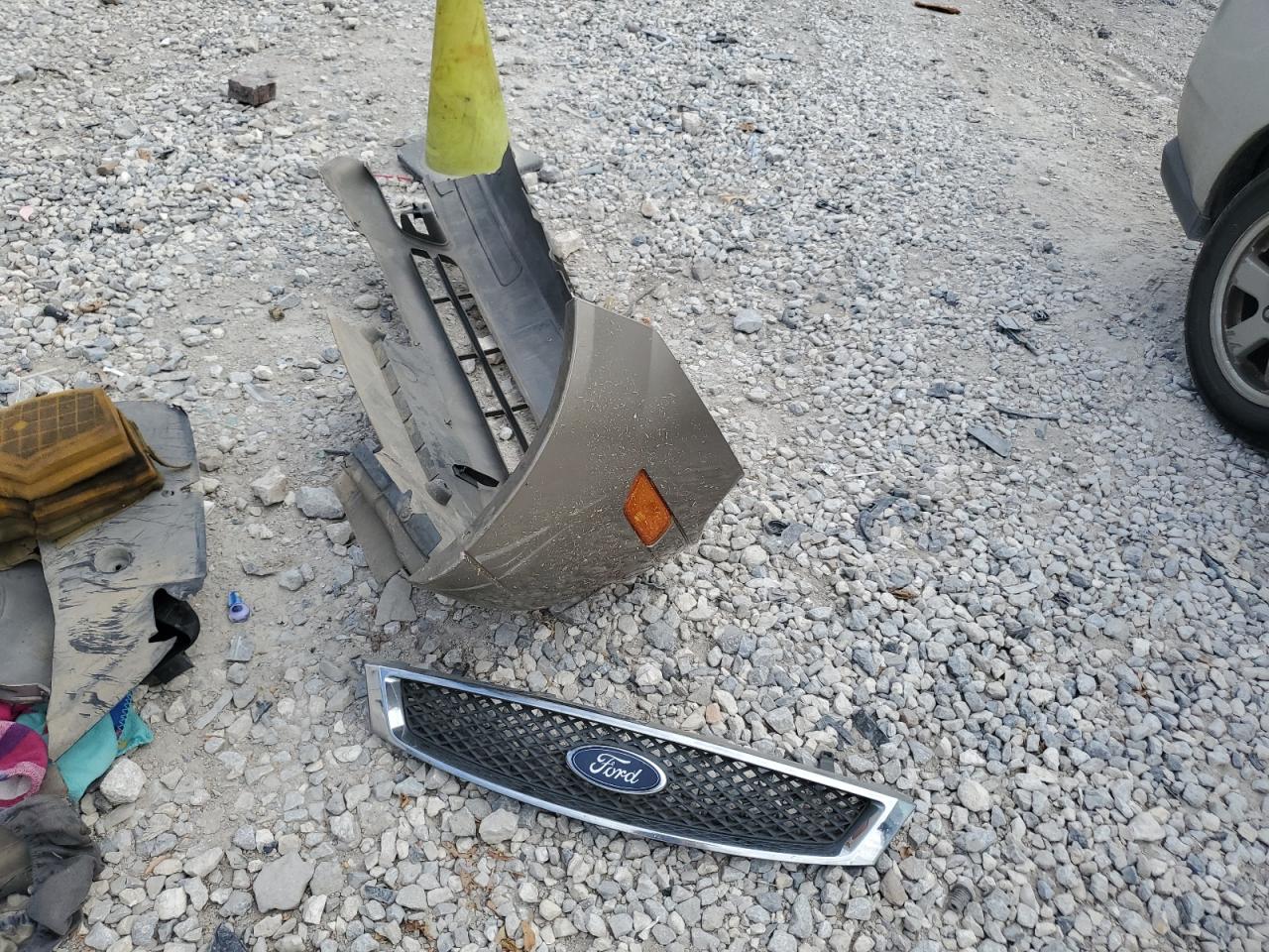 1FAFP34N95W236055 2005 Ford Focus Zx4