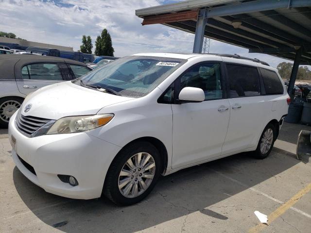 5TDDK3DC0CS030196 2012 Toyota Sienna Xle