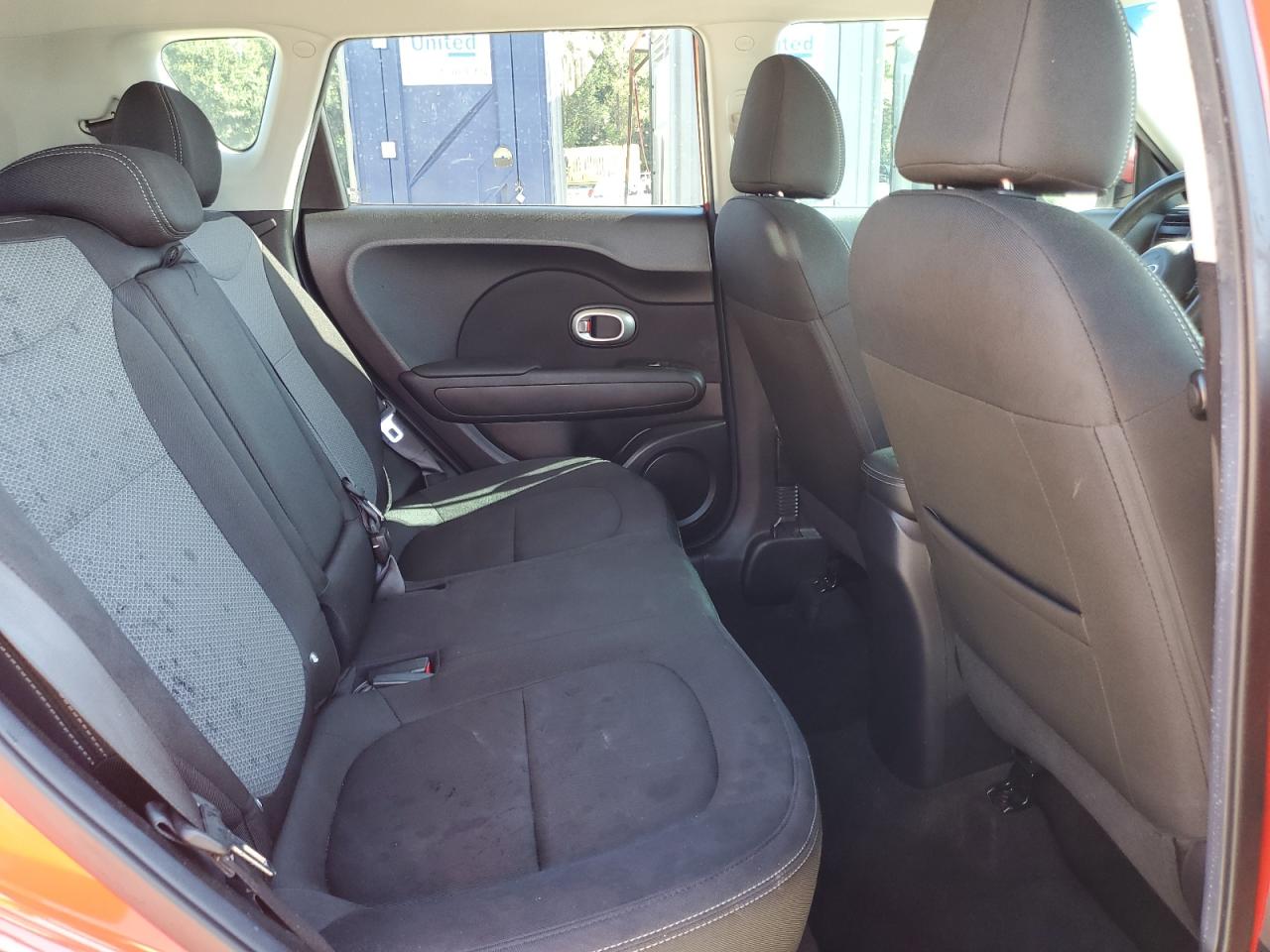 KNDJP3A58J7539759 2018 Kia Soul +