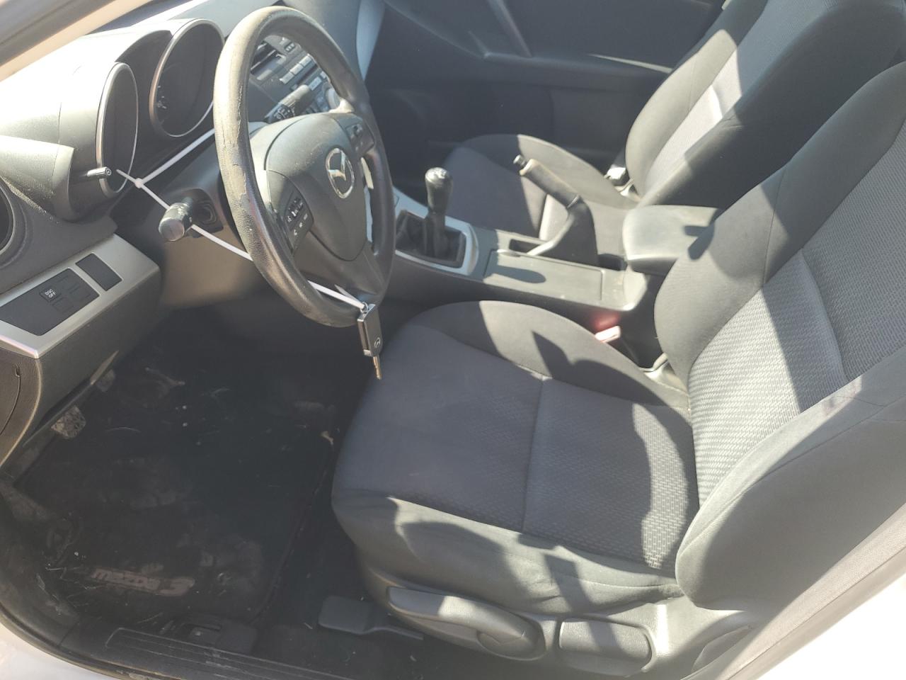 JM1BL1SF9A1163653 2010 Mazda 3 I