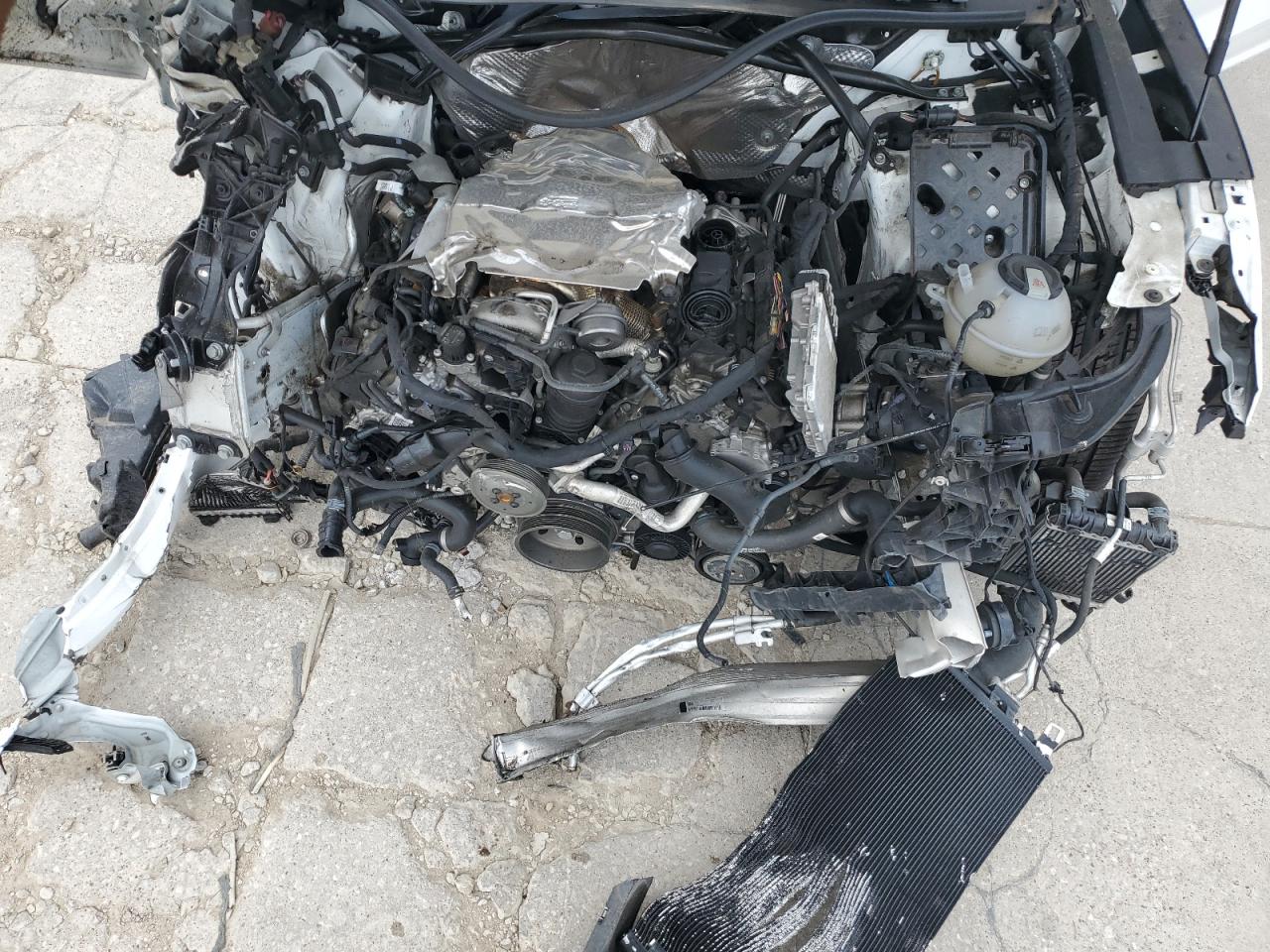 WA1A4AFY9J2086730 2018 Audi Sq5 Premium Plus