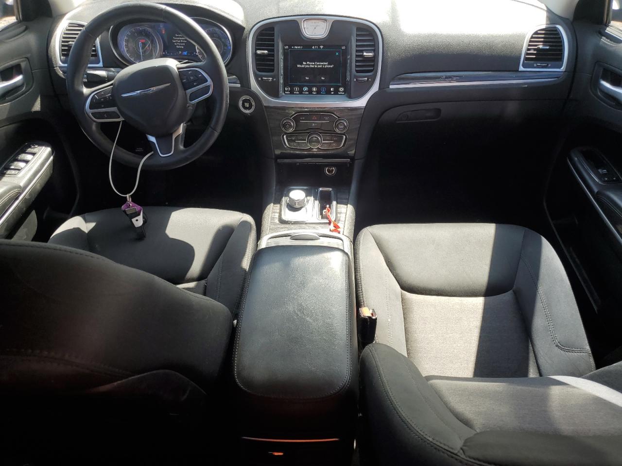 2C3CCAAG0JH331930 2018 Chrysler 300 Touring