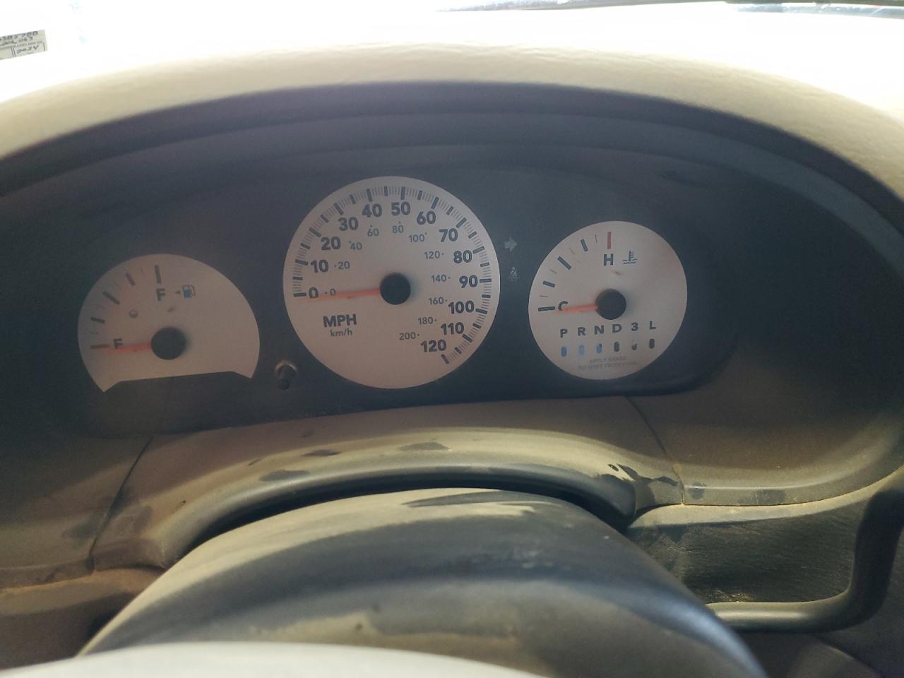 1C4GP45R05B385788 2005 Chrysler Town & Country