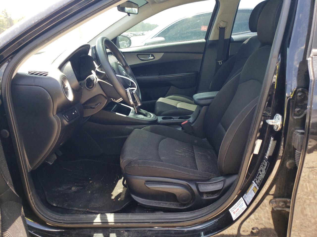 3KPF24AD4KE108046 2019 Kia Forte Fe