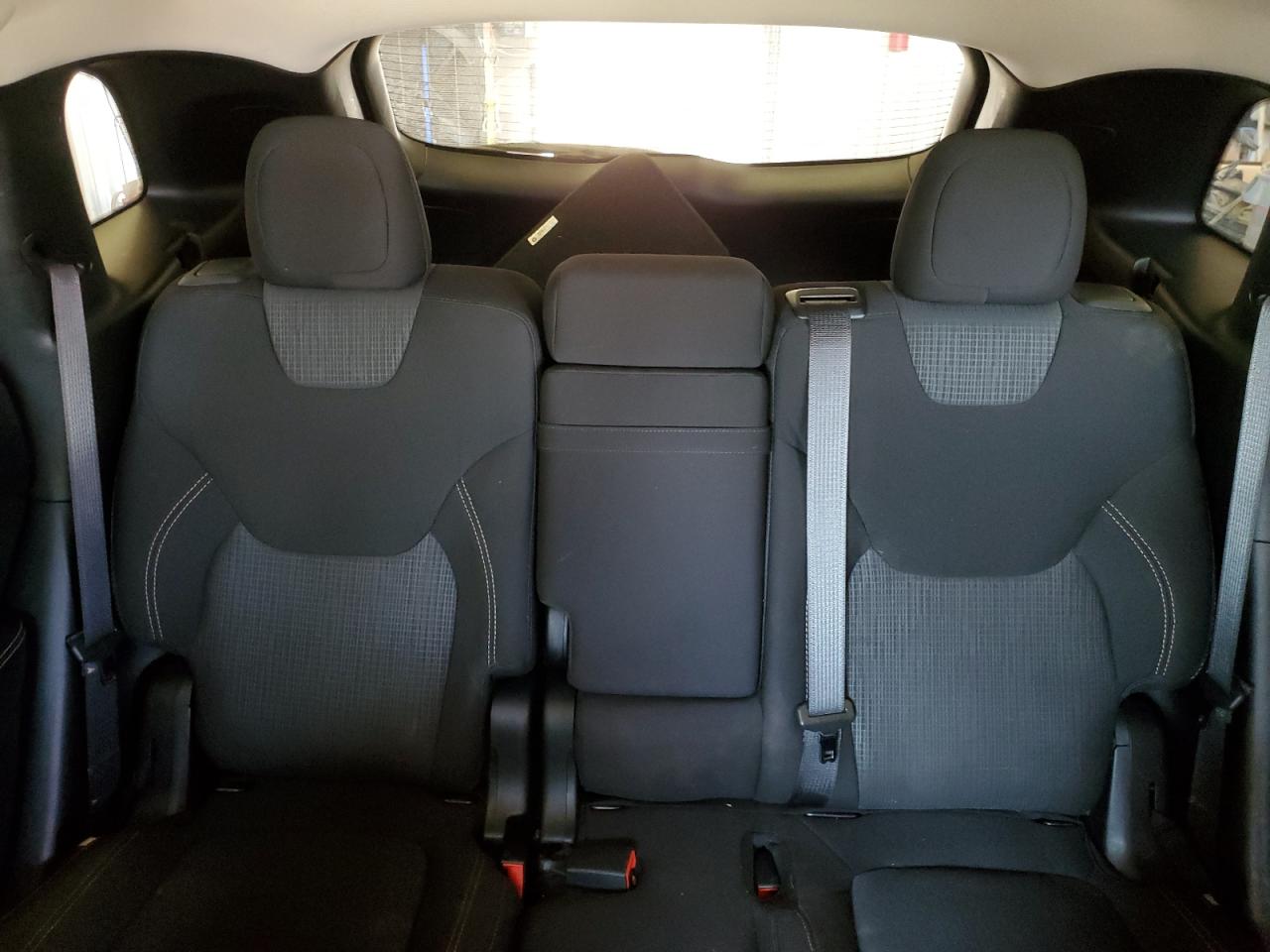 1C4PJLCB1GW106359 2016 Jeep Cherokee Latitude