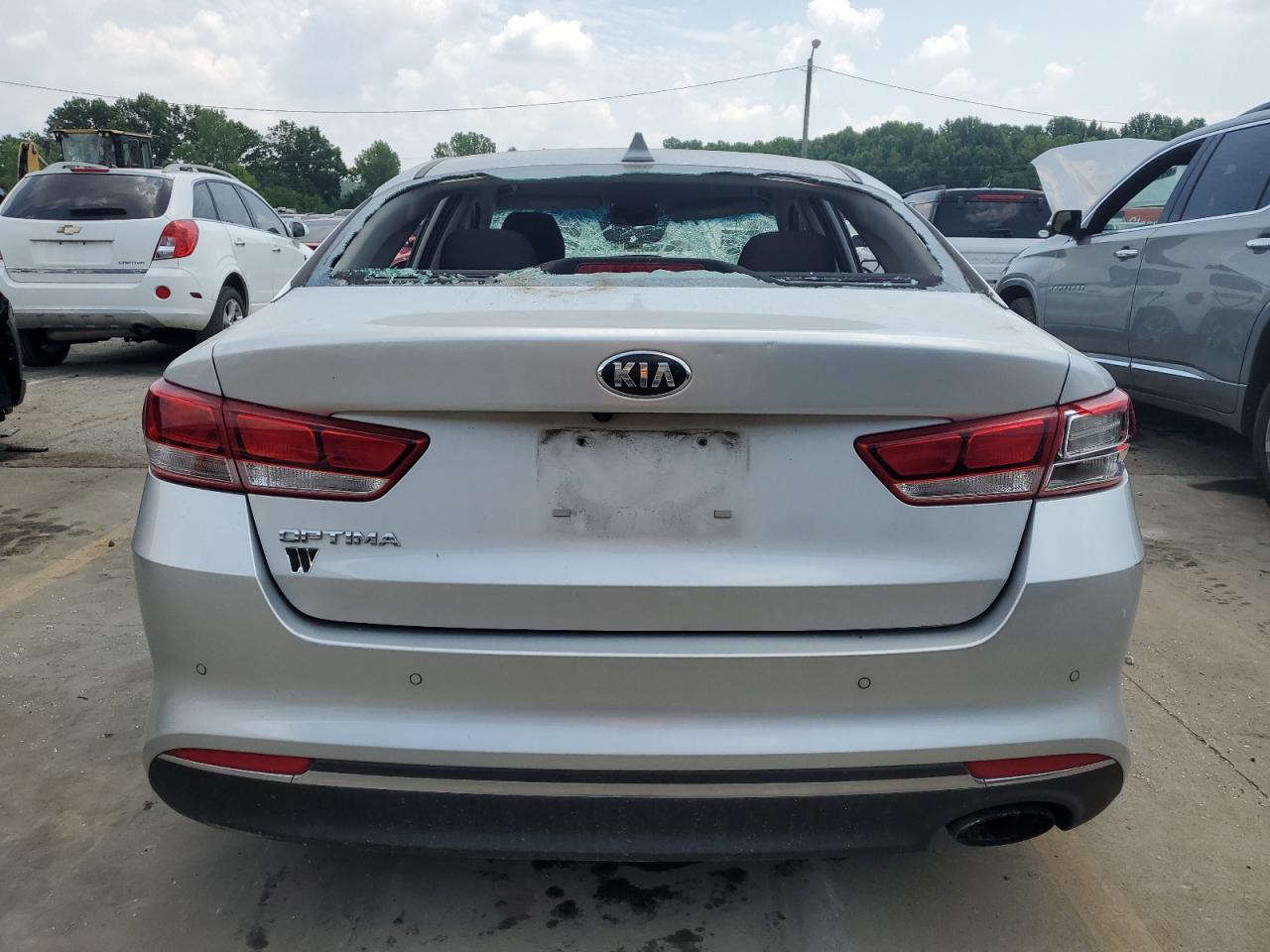 5XXGT4L37JG270717 2018 Kia Optima Lx