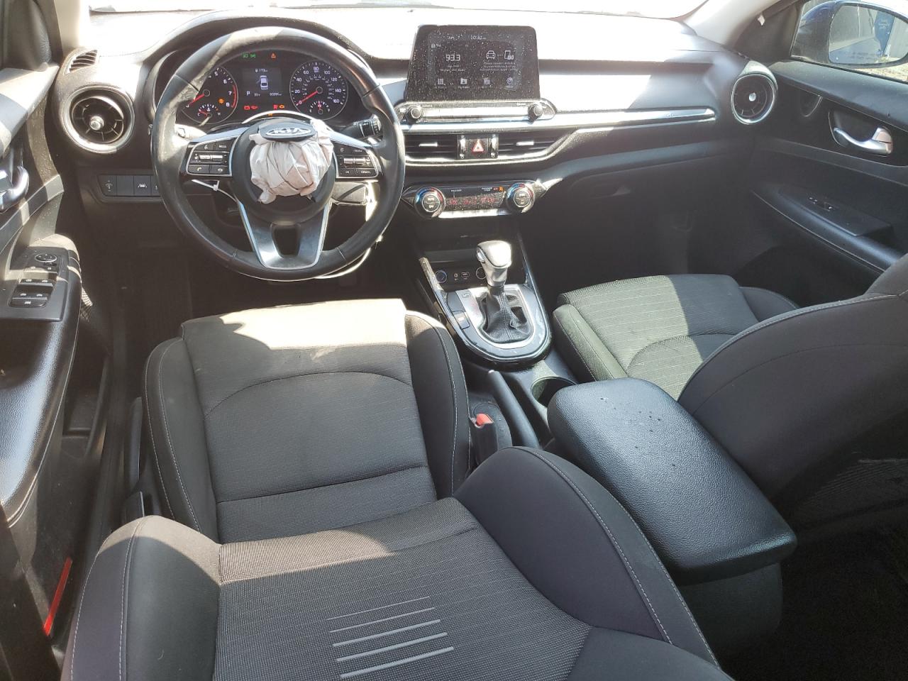 3KPF34AD0KE033424 2019 Kia Forte Gt Line