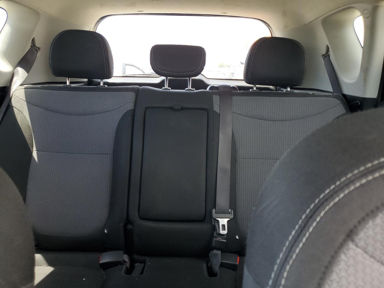 KNDJP3A55J7593844 2018 Kia Soul +