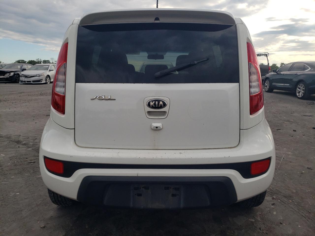 KNDJT2A6XD7493094 2013 Kia Soul +