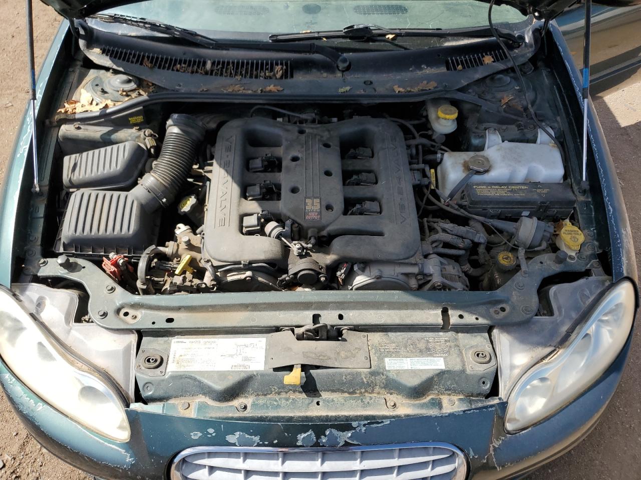 2C3HC56G1XH217126 1999 Chrysler Lhs