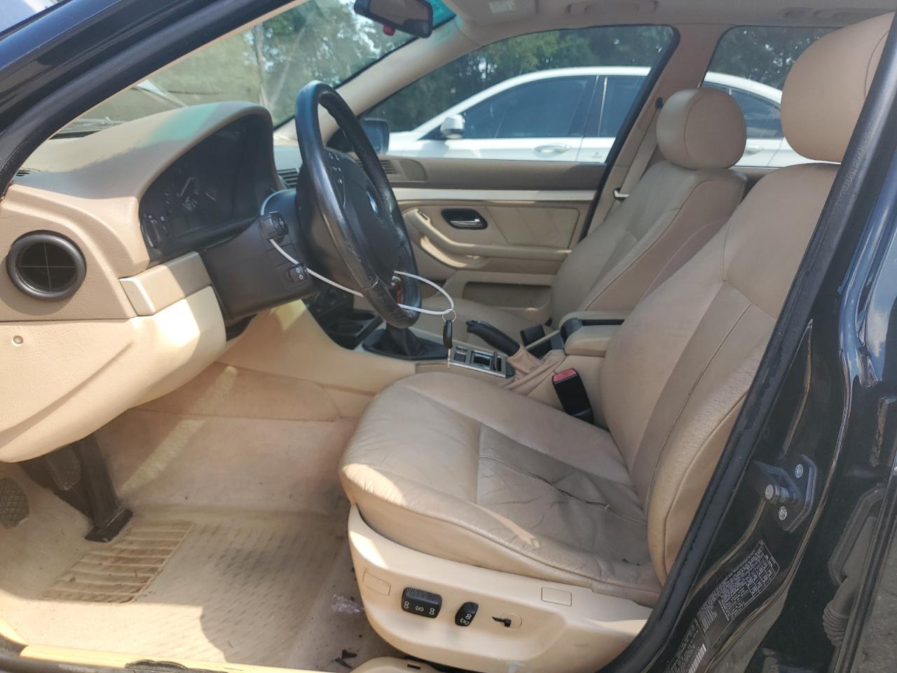 WBADS33401GD50216 2001 BMW 525 It