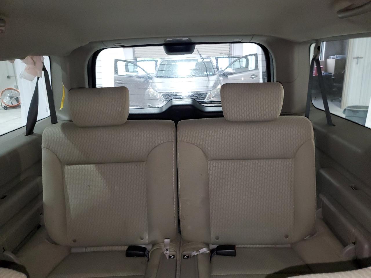 5J6YH2H37AL006216 2010 Honda Element Lx