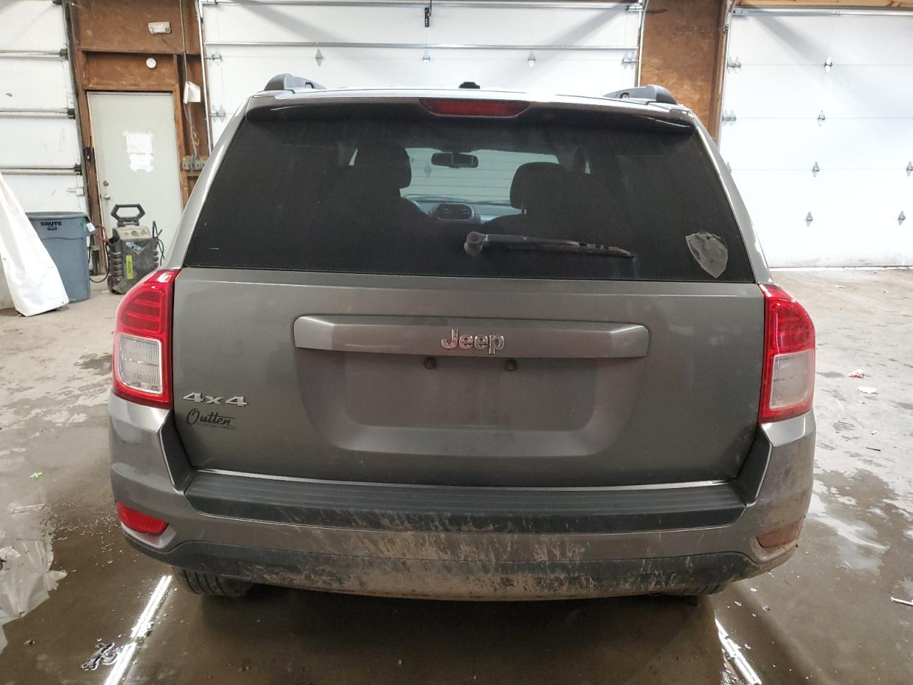 1J4NF1FB4BD229242 2011 Jeep Compass Sport