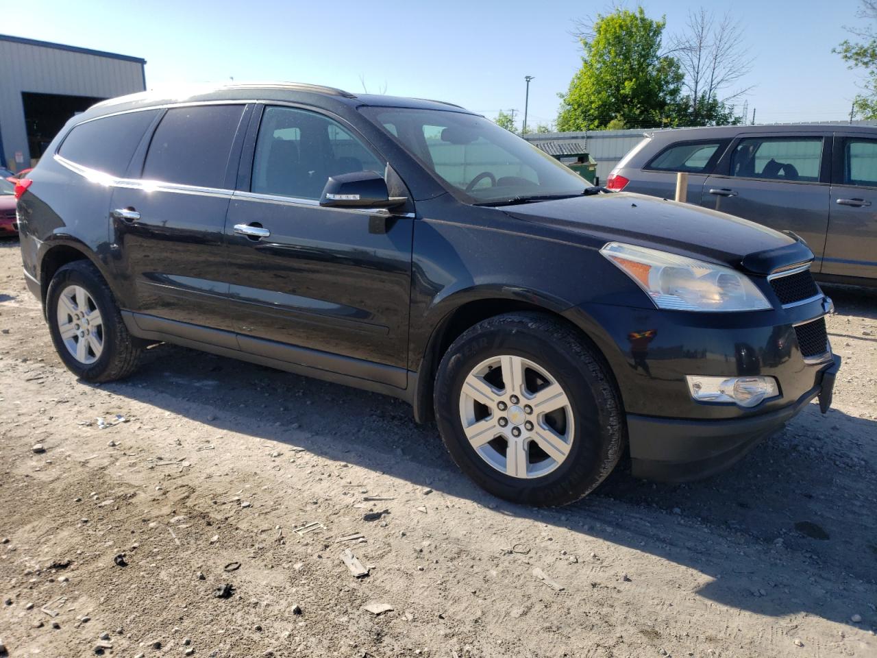 1GNKVJED8BJ111881 2011 Chevrolet Traverse Lt