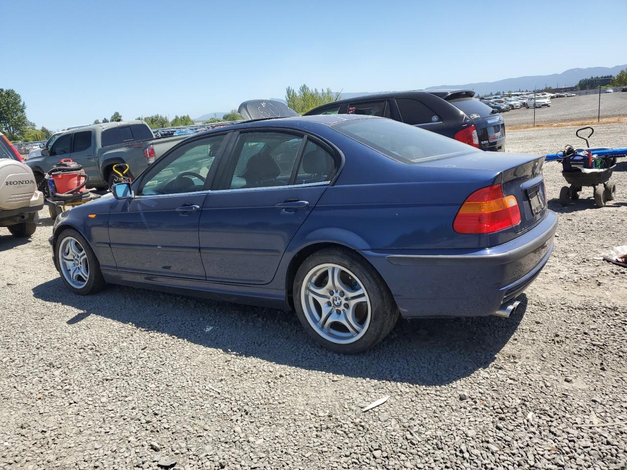 WBAEV53423KM31979 2003 BMW 330 I