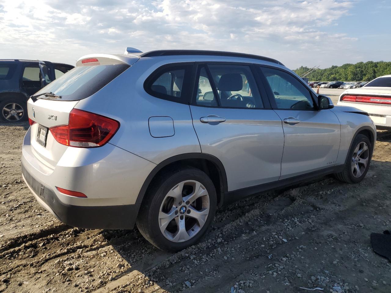 2015 BMW X1 Sdrive28I vin: WBAVM1C50FVW58126