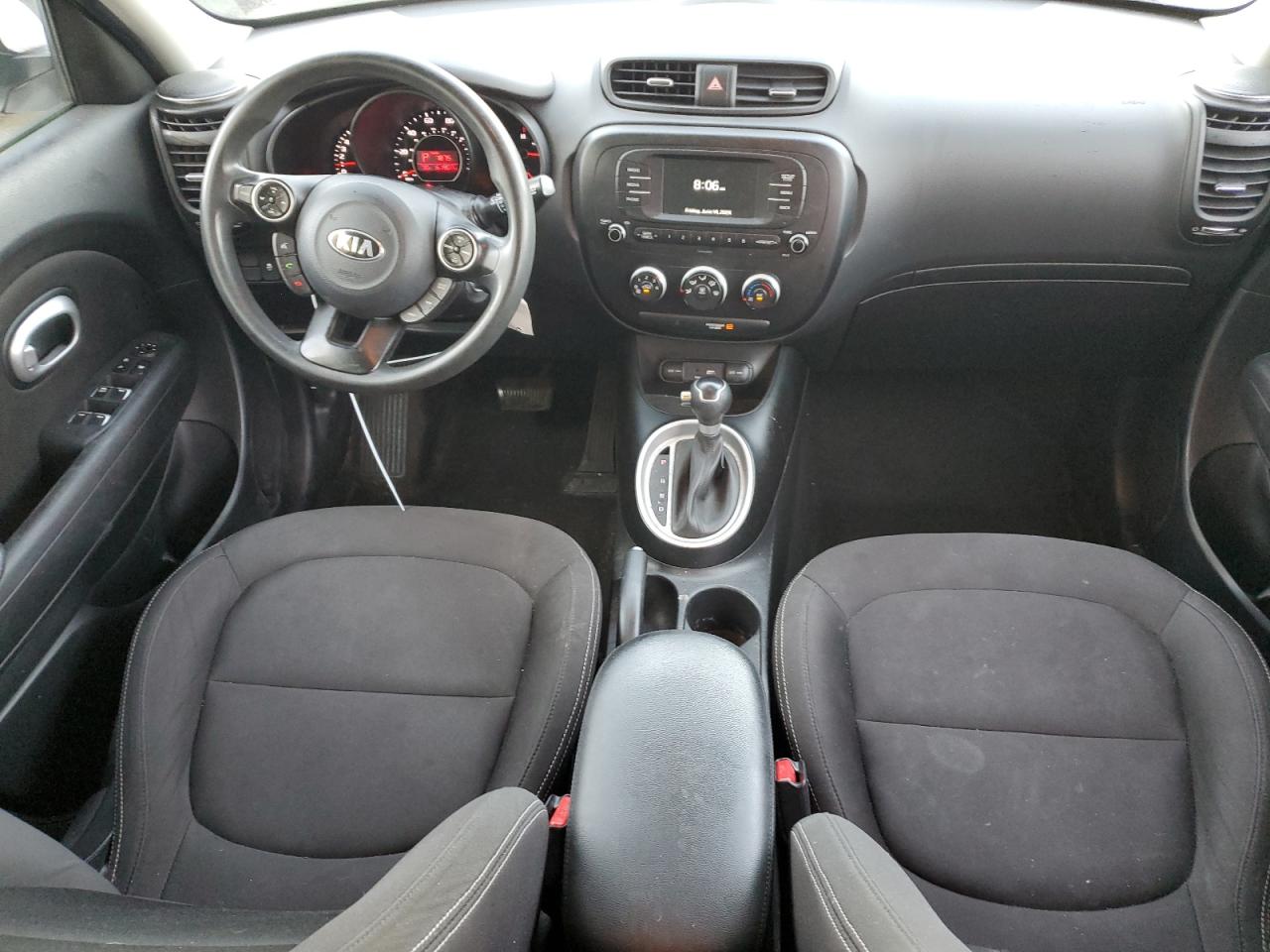 KNDJN2A2XH7437766 2017 Kia Soul