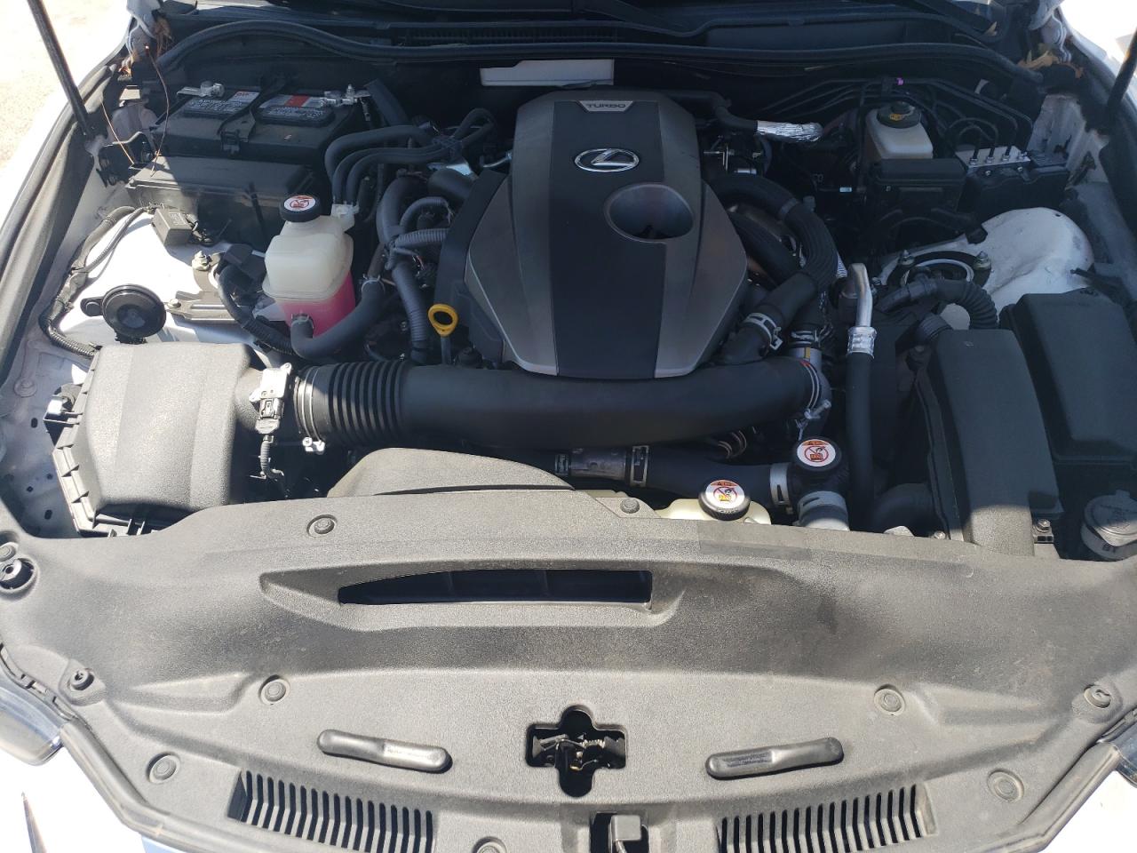 JTHBA1D25J5071852 2018 Lexus Is 300