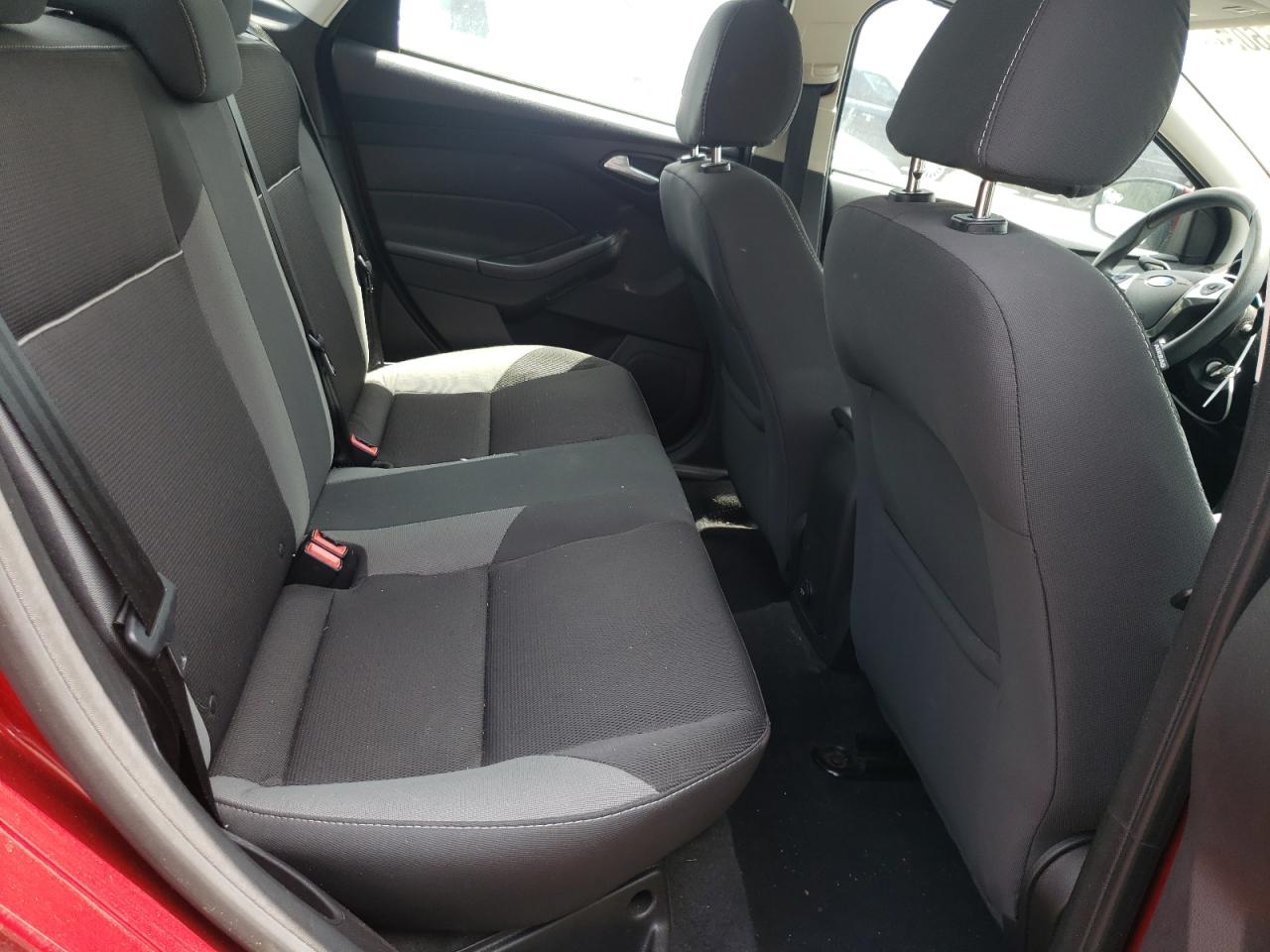 1FADP3F29EL418060 2014 Ford Focus Se