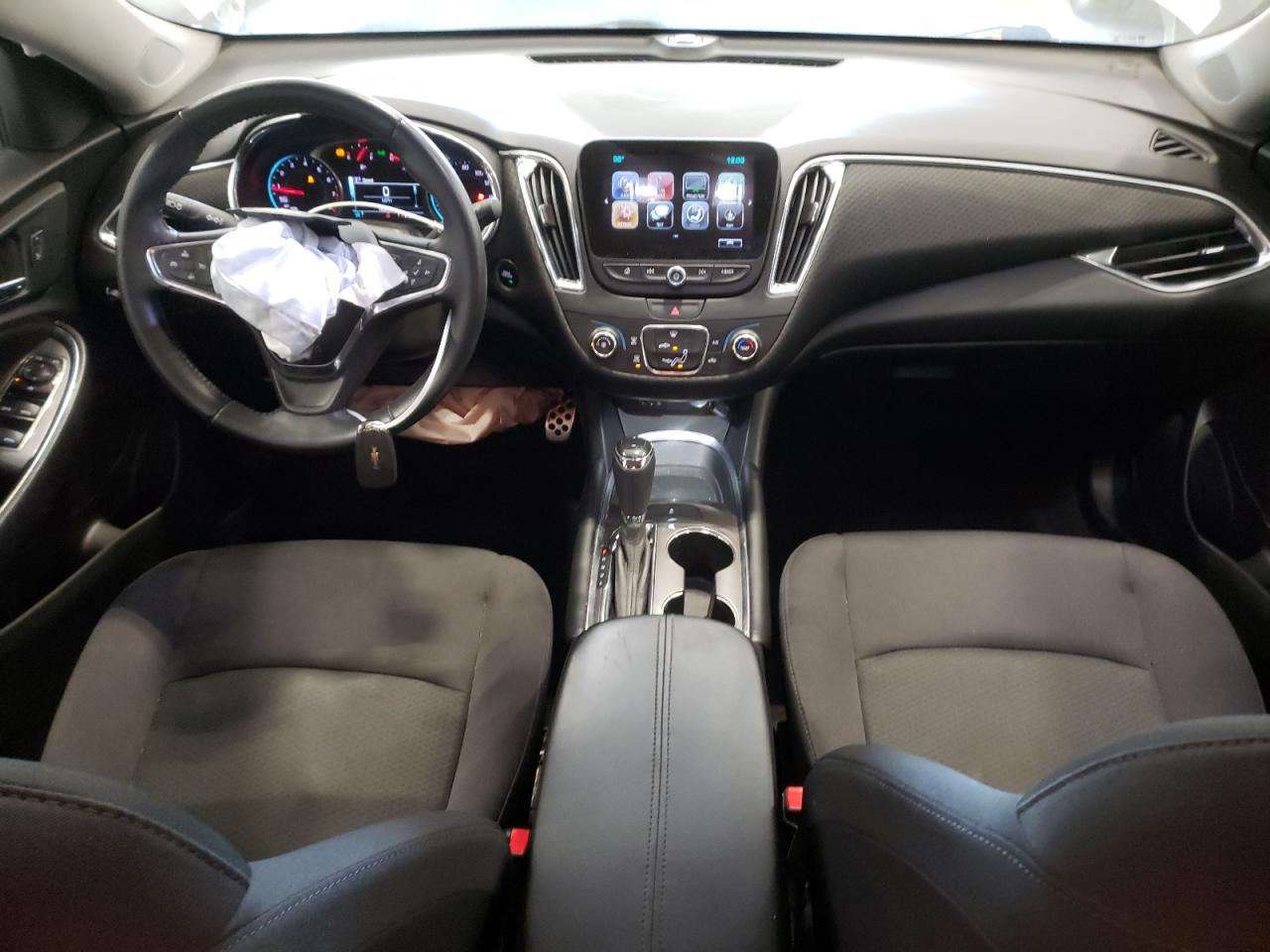 1G1ZE5ST2HF162730 2017 Chevrolet Malibu Lt