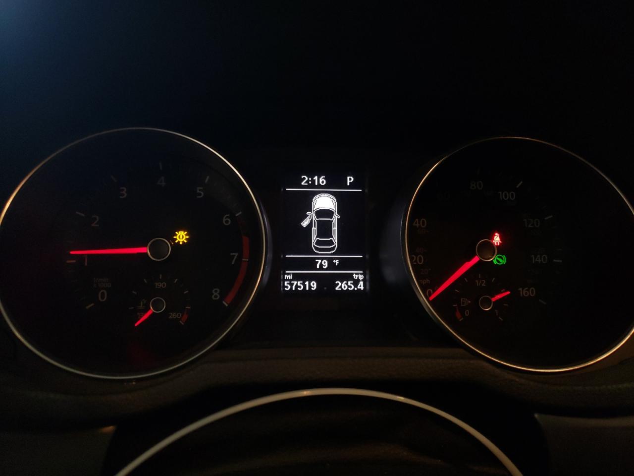 1VWAA7A3XJC052333 2018 Volkswagen Passat S