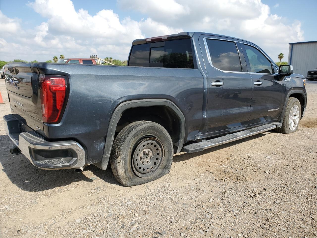 1GTP8DED9MZ206686 2021 GMC Sierra C1500 Slt