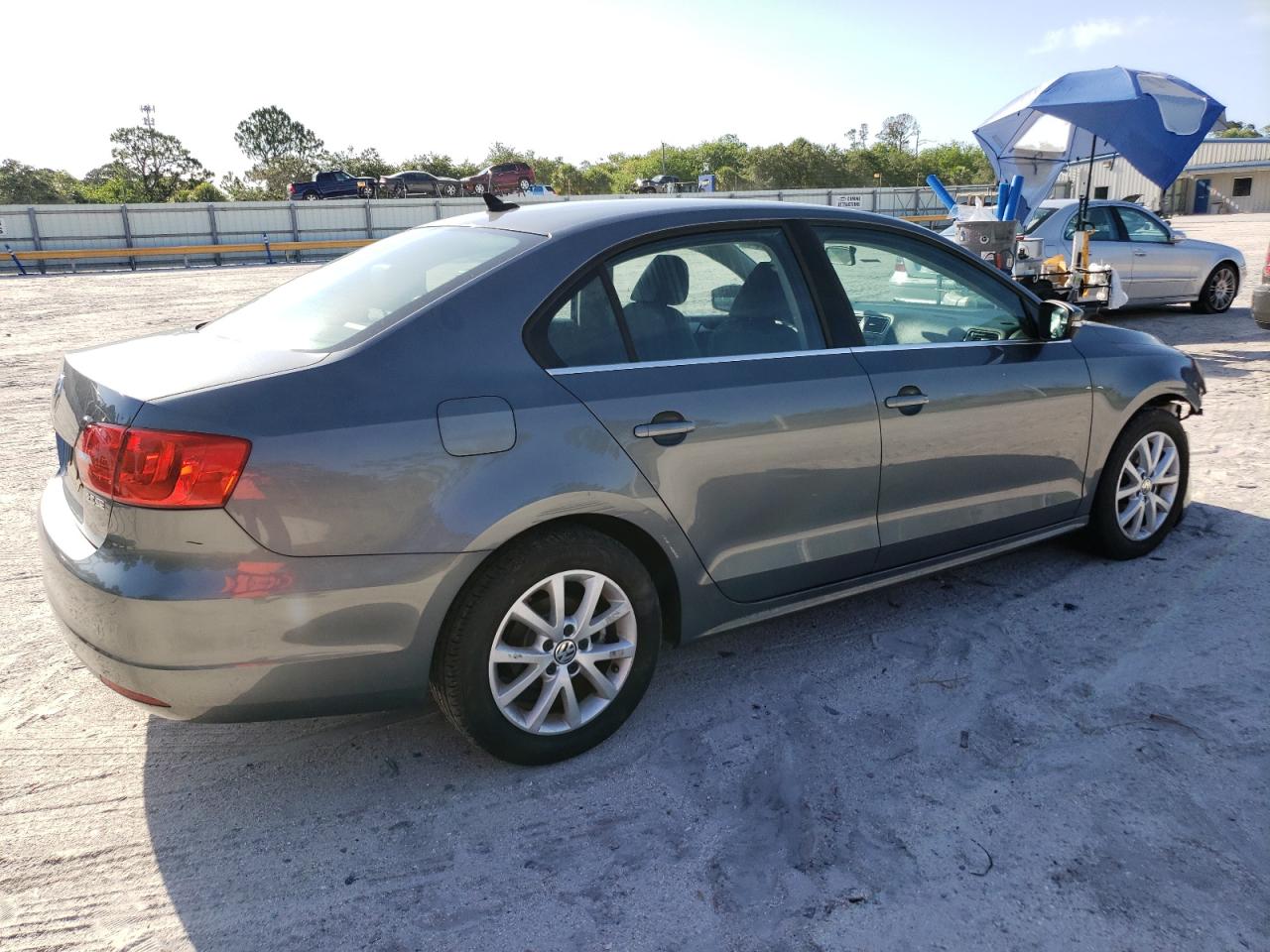 3VWDX7AJXDM270902 2013 Volkswagen Jetta Se