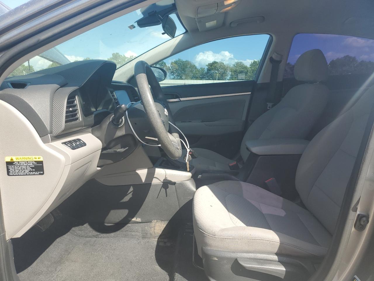 5NPD84LFXKH409386 2019 Hyundai Elantra Sel