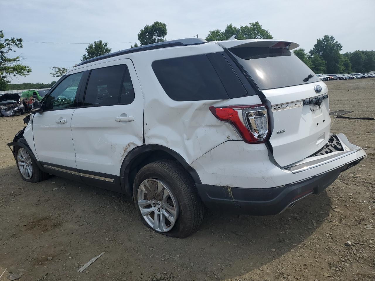 2018 Ford Explorer Xlt vin: 1FM5K8D80JGB73777