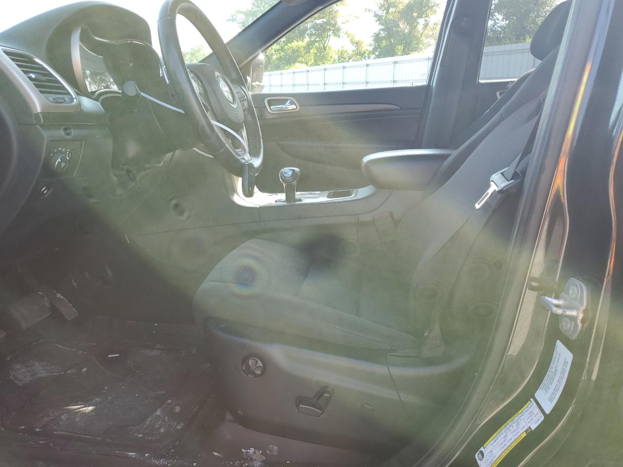 1C4RJFAG8FC736713 2015 Jeep Grand Cherokee Laredo