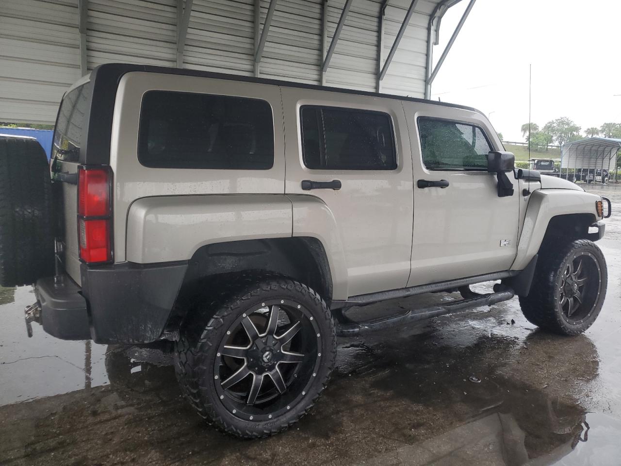 2012 Hummer H3 vin: 5GTDN13E878255788