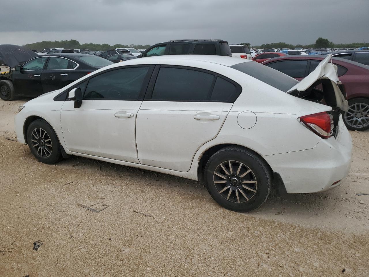 2HGFB2F57DH578165 2013 Honda Civic Lx