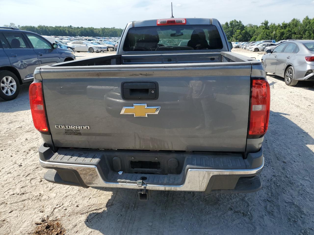 1GCHSBEA5K1359268 2019 Chevrolet Colorado