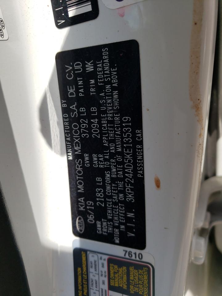 3KPF24AD5KE135319 2019 Kia Forte Fe