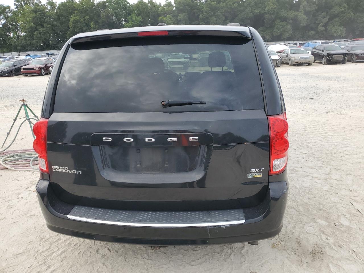 2C4RDGCG2GR210595 2016 Dodge Grand Caravan Sxt