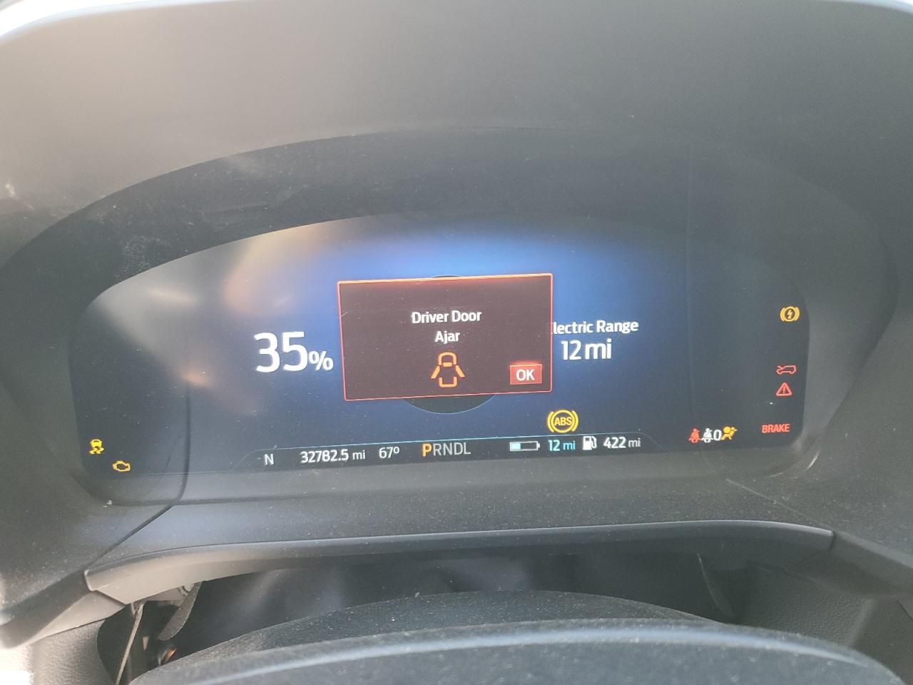 1FMCU0LZ6NUA38159 2022 Ford Escape Titanium