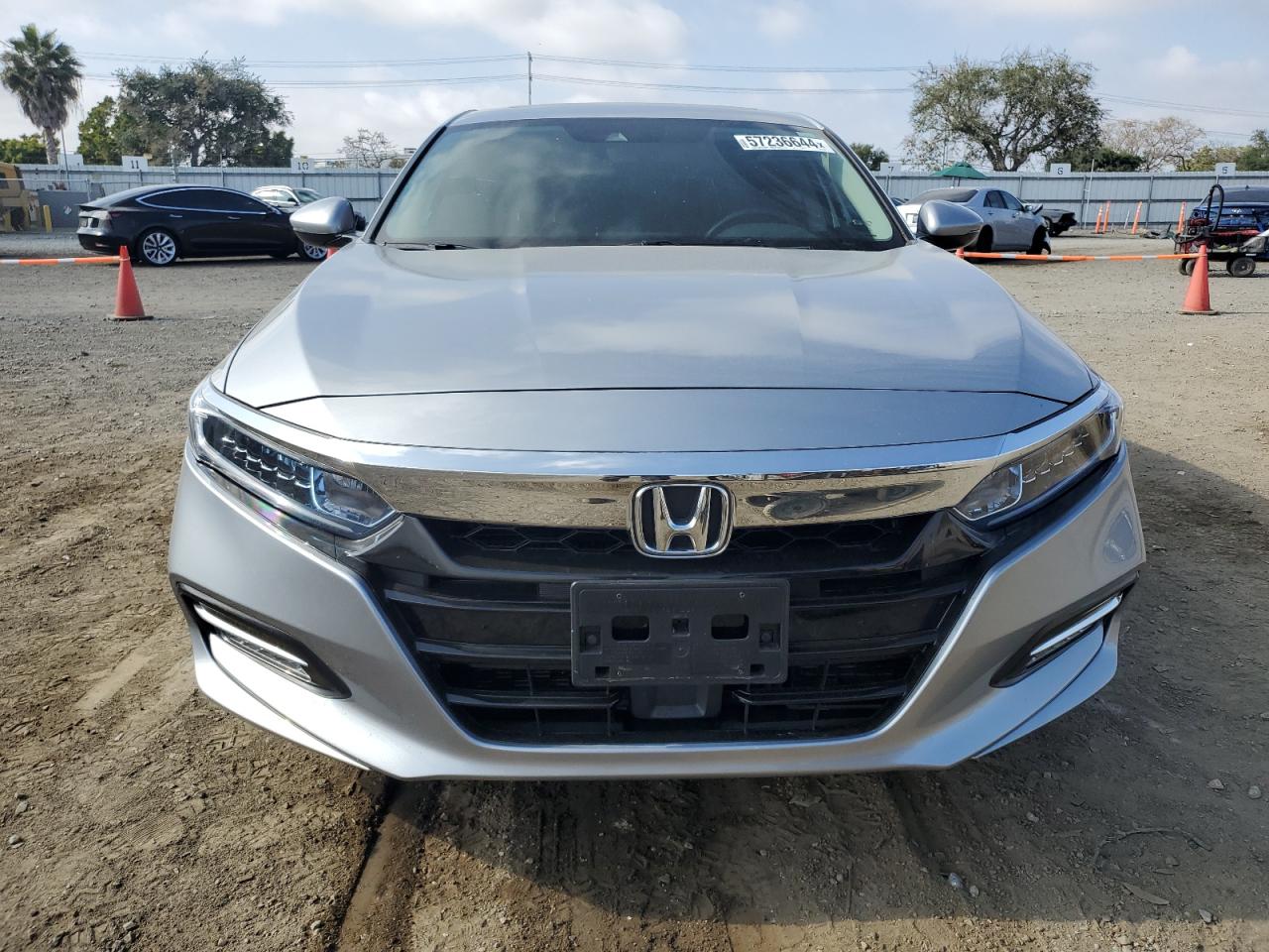 2018 Honda Accord Hybrid Exl vin: 1HGCV3F51JA013971