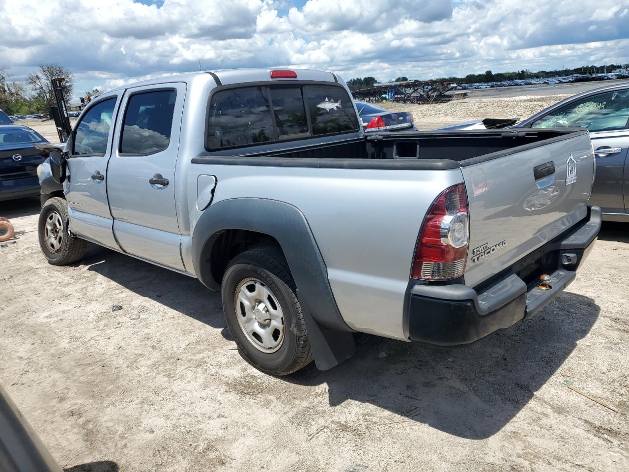 5TFJX4CNXBX010043 2011 Toyota Tacoma Double Cab