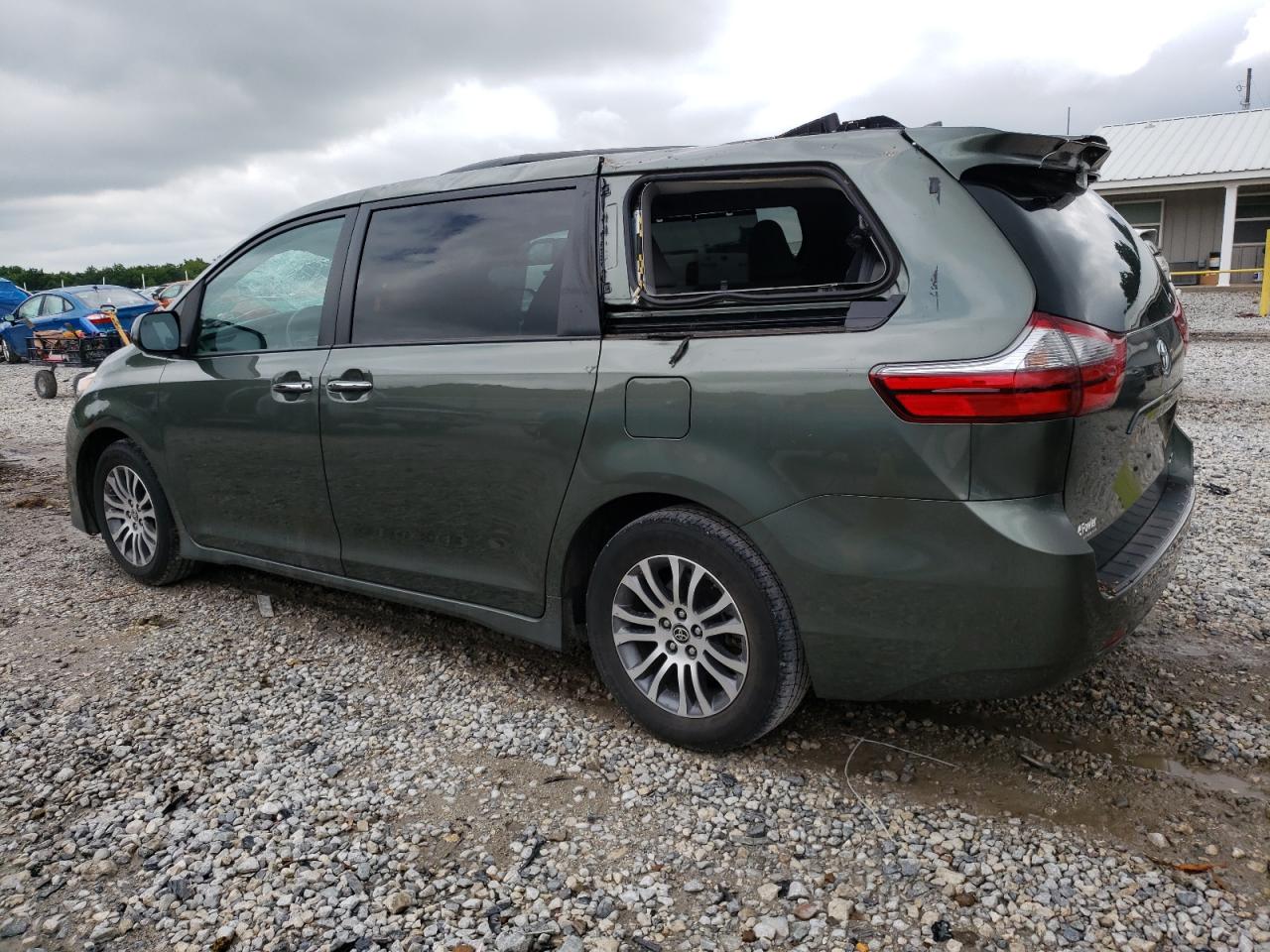 2020 Toyota Sienna Xle vin: 5TDYZ3DC2LS075850